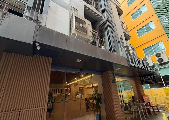Lucky Hotel 3*